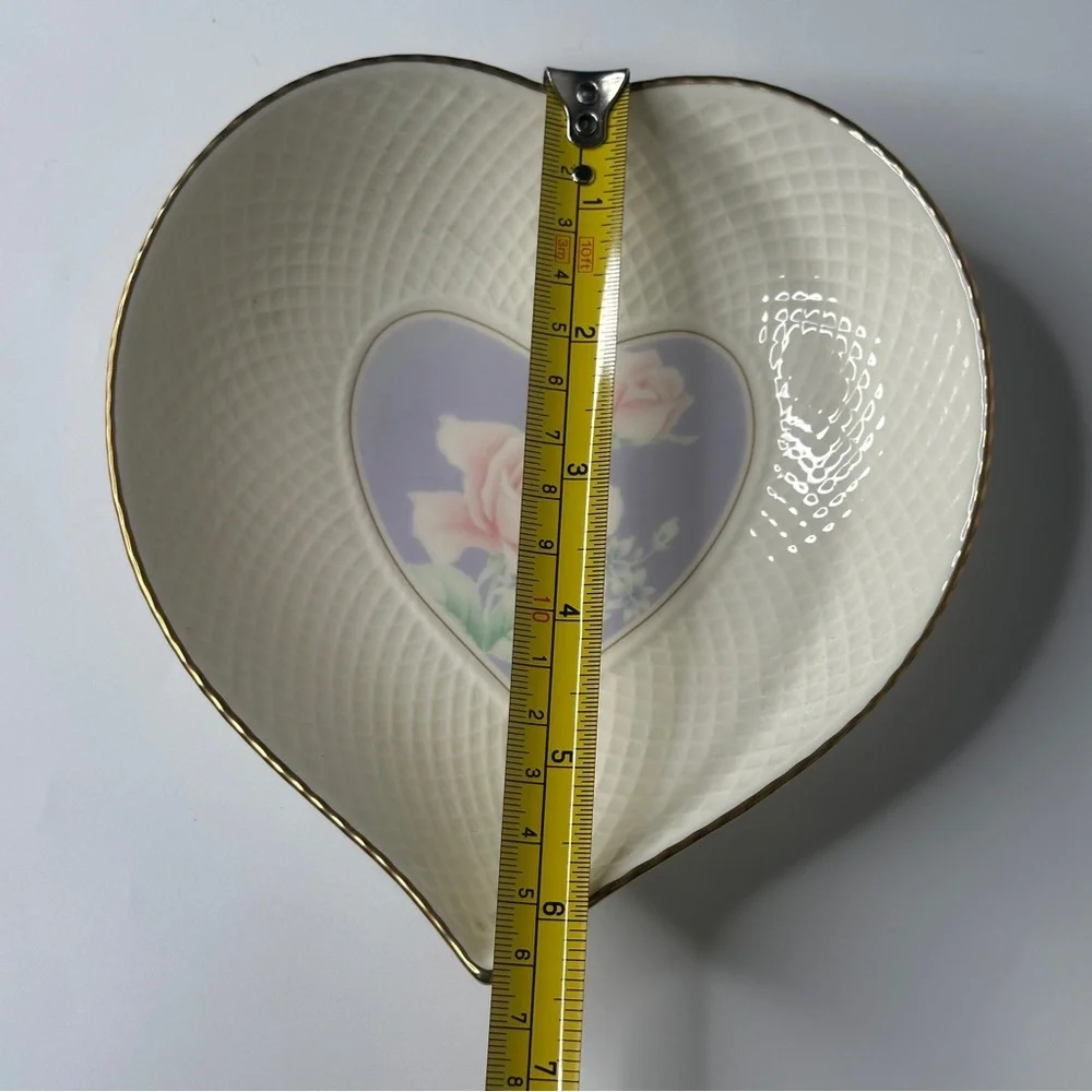 Mikasa Rose Duet Blue Lavender Heart Shaped Bone China Dish Ivory B2015